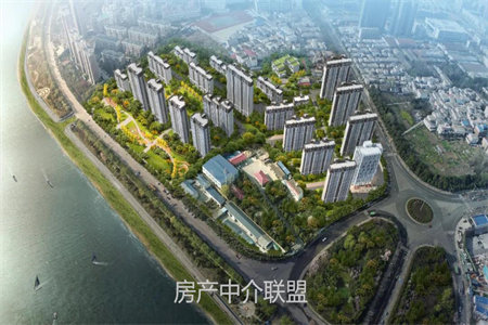 市中区湖西景苑B区复式4室3厅2卫174平米